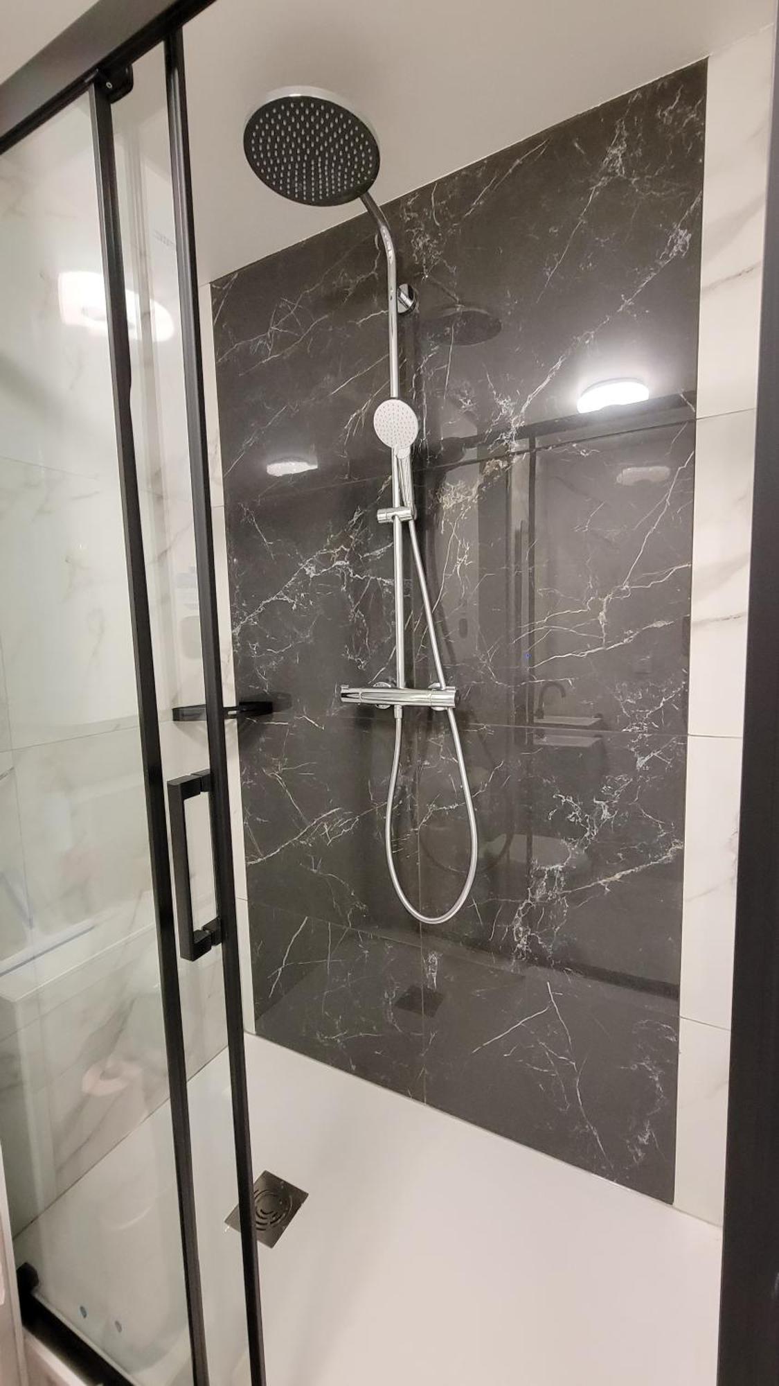 Cosy Apartment Kremlin Bicetre Metro Station لو كرملين-بيستر المظهر الخارجي الصورة
